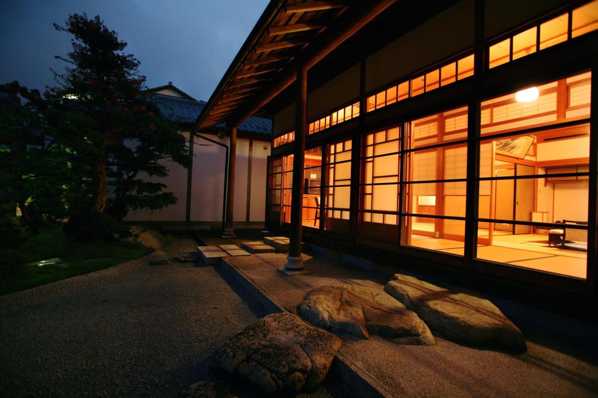 Hagi No Yado Tomoe Hotel Екстериор снимка